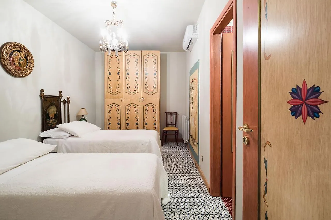 Vila La Boheme Taormina 0*,